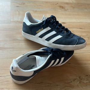 Adidas ‘Gazelle’ shoes
